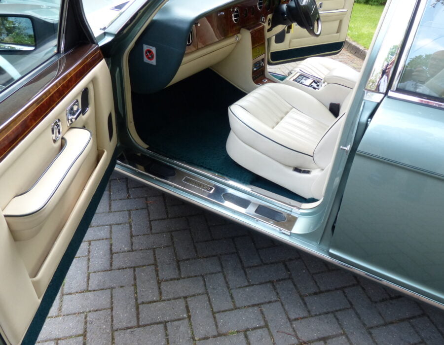 ROLLS ROYCE SILVER DAWN LWB 1997