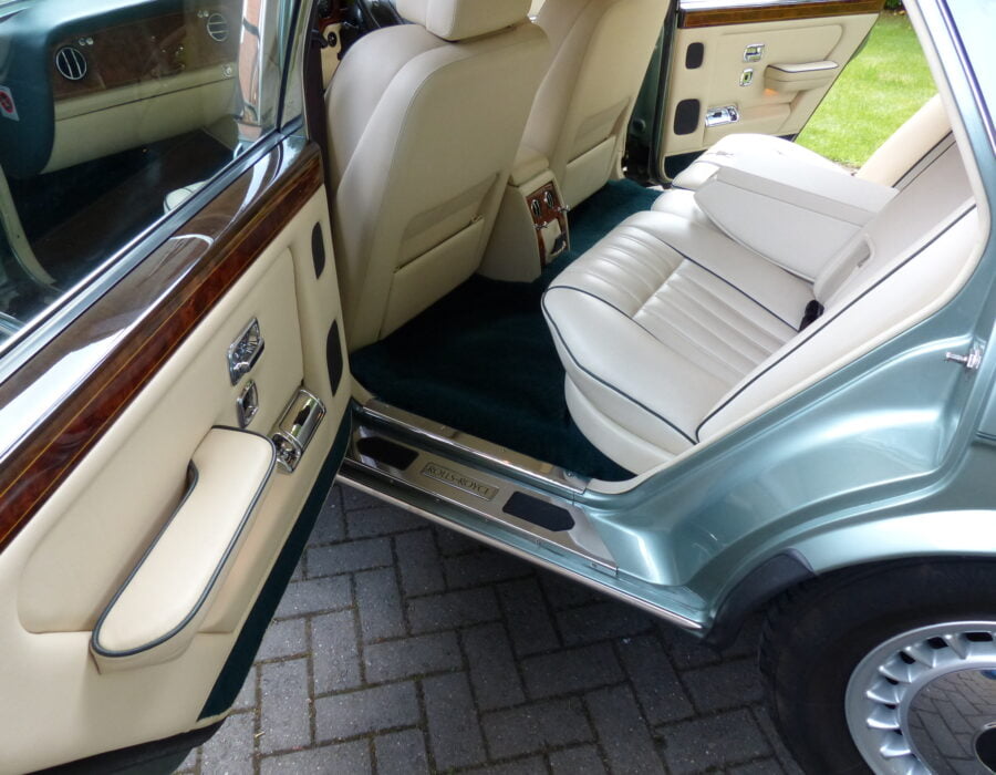 ROLLS ROYCE SILVER DAWN LWB 1997