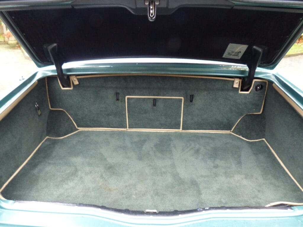 1992 BENTLEY TURBO R SALOON SOLD