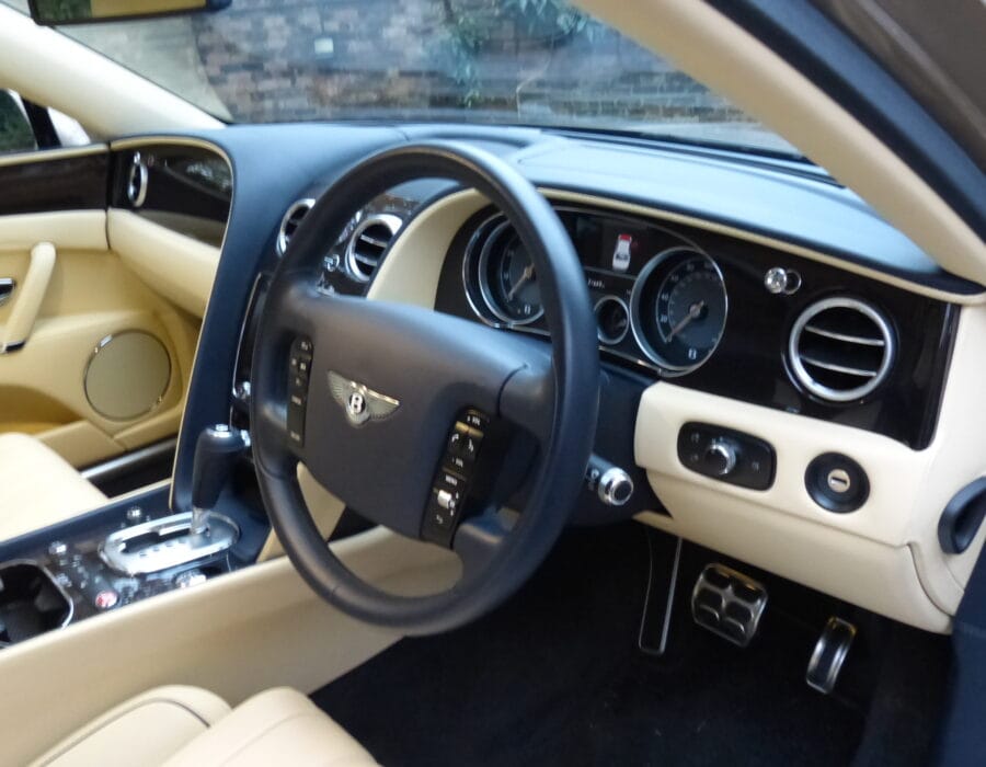 BENTLEY FLYING SPUR 6.0 W12 2014 MODEL