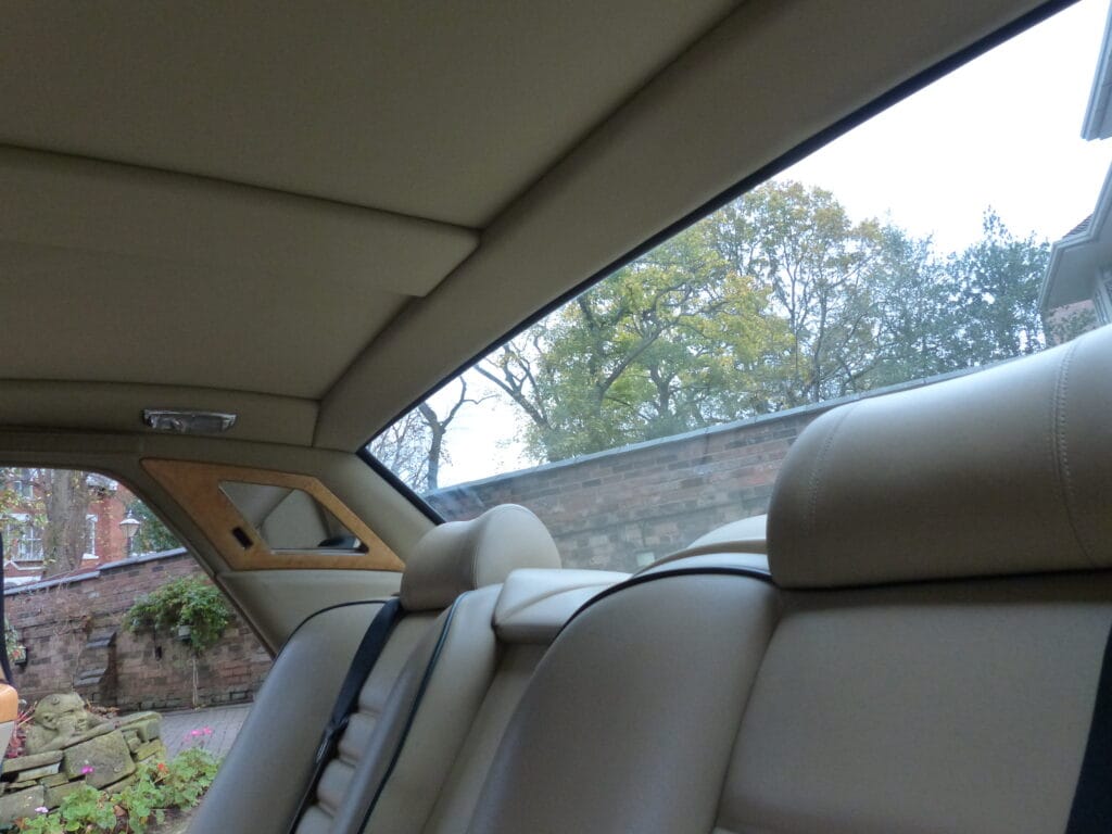 1992 BENTLEY TURBO R SALOON SOLD
