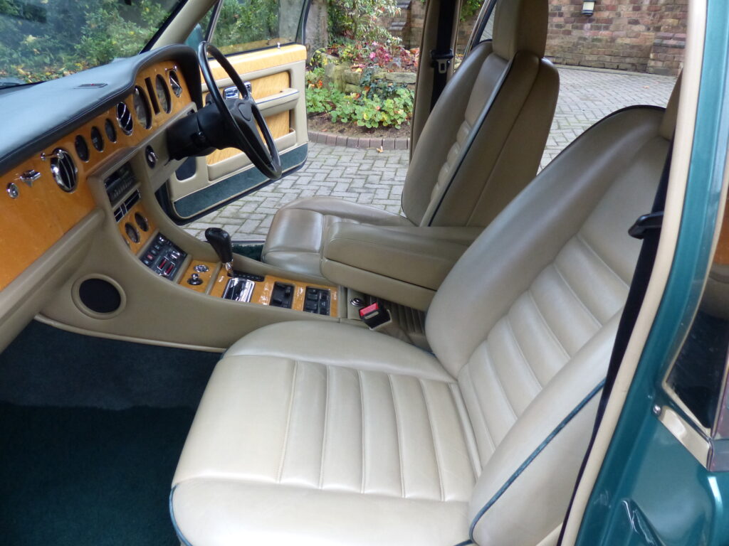 1992 BENTLEY TURBO R SALOON SOLD