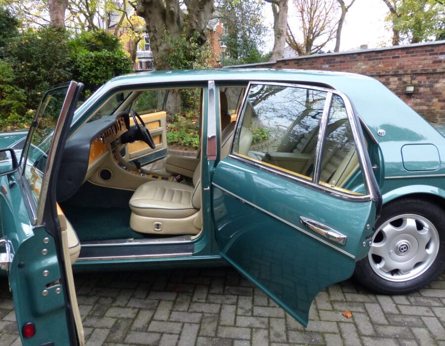 1992 BENTLEY TURBO R SALOON SOLD