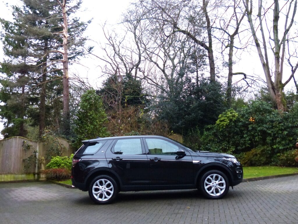 LAND ROVER DISCOVERY SPORT 2.0 TD4 HSE SUV 5DR DIESEL AUTO 4WD EURO 6 (S/S)(180PS) 2016 66 REG SOLD