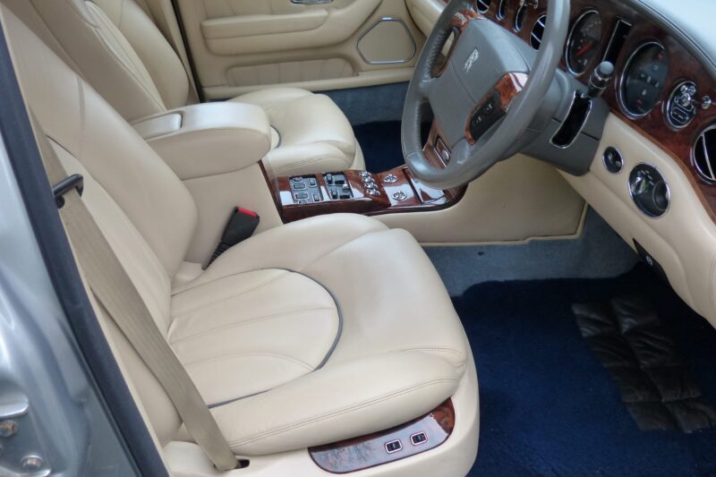 ROLLS-ROYCE SILVER SERAPH 1999 SOLD