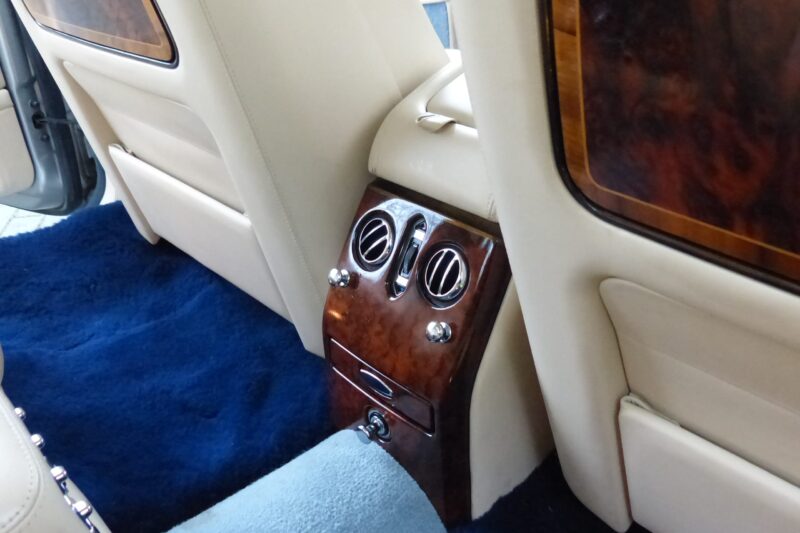 ROLLS-ROYCE SILVER SERAPH 1999 SOLD
