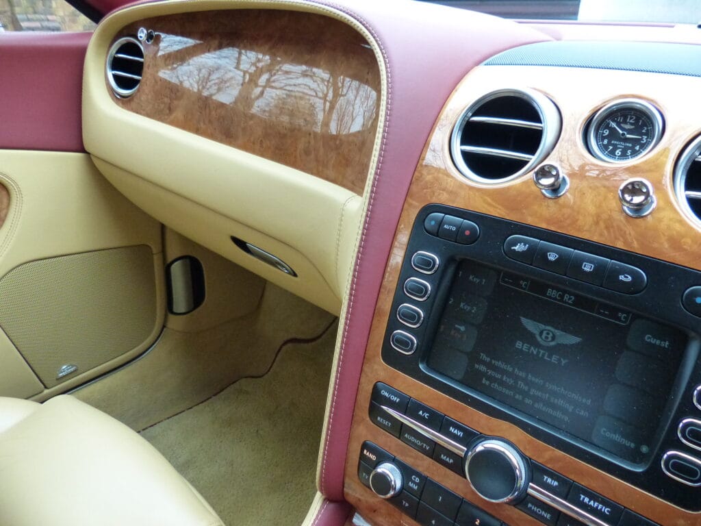 2010 BENTLEY CONTINENTAL GT COUPE 6.0 W12 SOLD