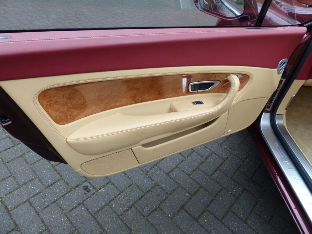 2010 BENTLEY CONTINENTAL GT COUPE 6.0 W12 SOLD