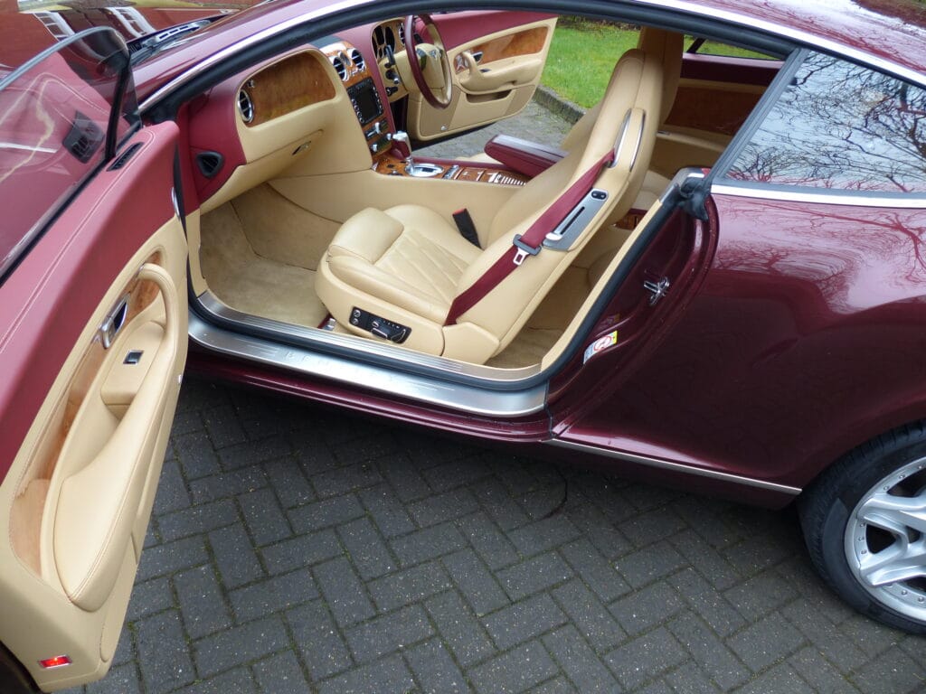 2010 BENTLEY CONTINENTAL GT COUPE 6.0 W12 SOLD