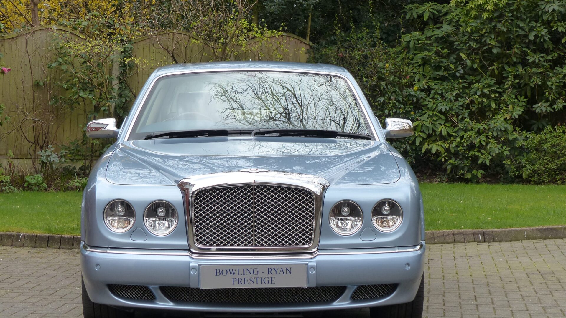 2005 BENTLEY ARNAGE R SALOON SOLD