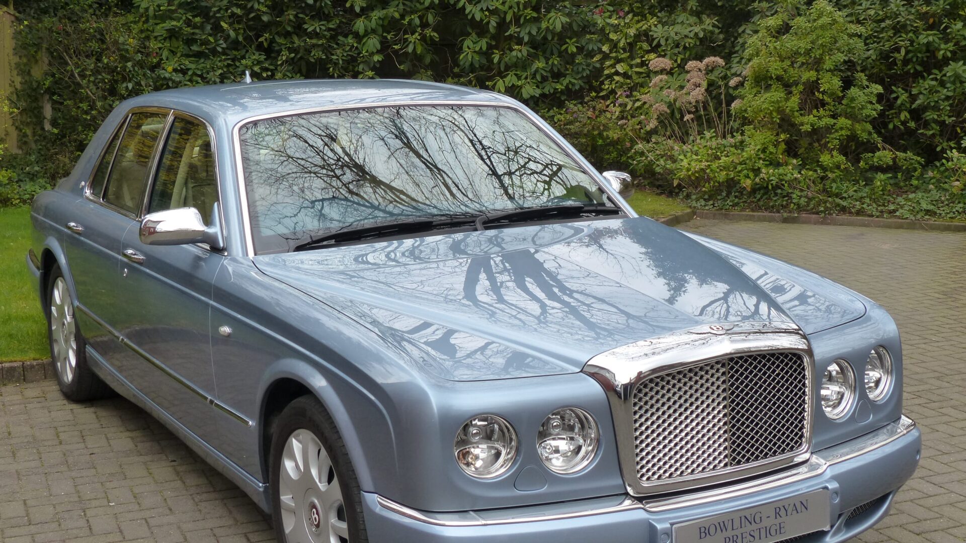 2005 BENTLEY ARNAGE R SALOON SOLD