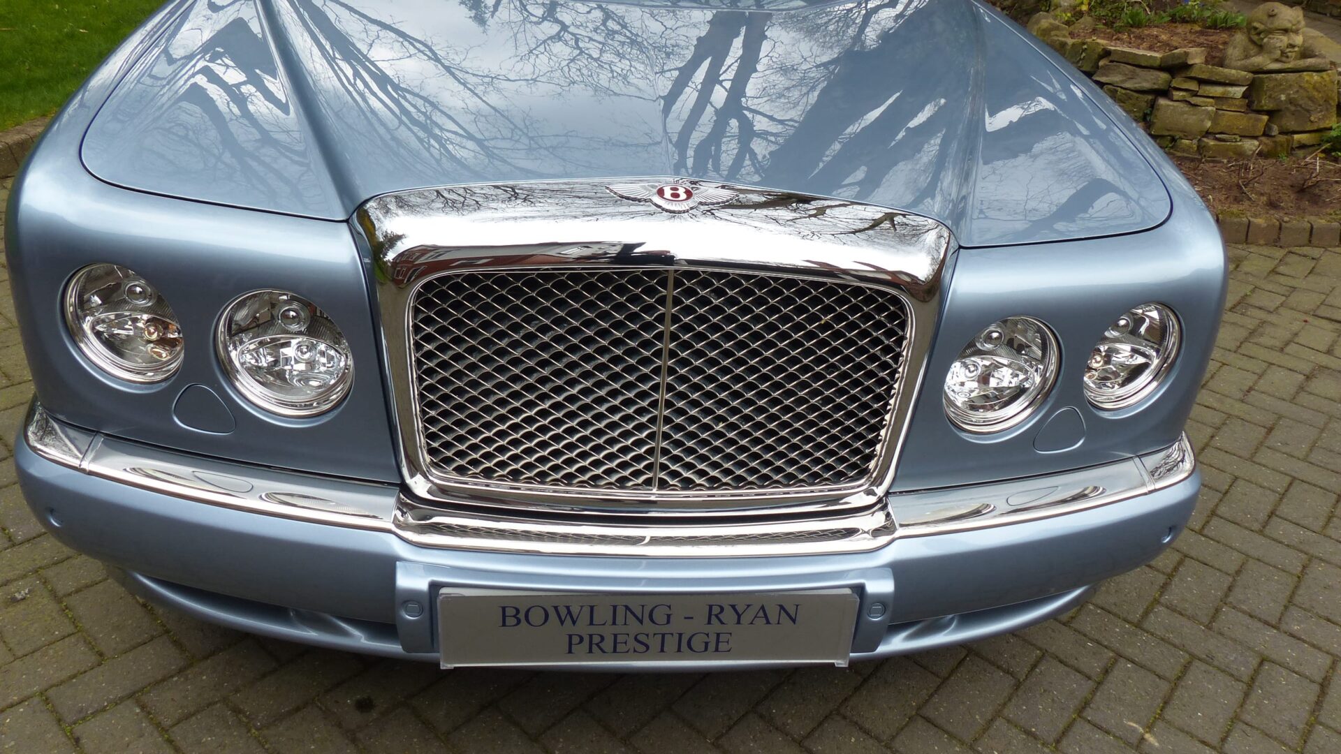2005 BENTLEY ARNAGE R SALOON SOLD