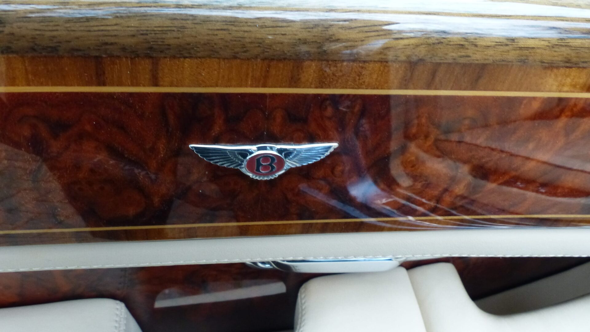 2005 BENTLEY ARNAGE R SALOON SOLD