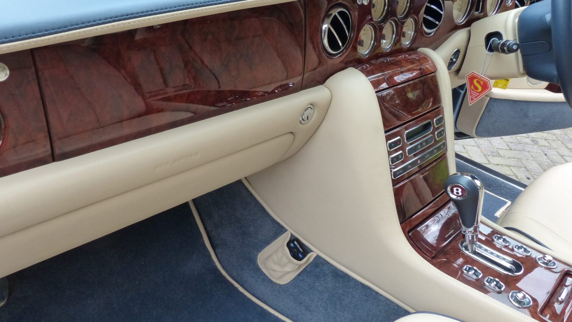 2005 BENTLEY ARNAGE R SALOON SOLD
