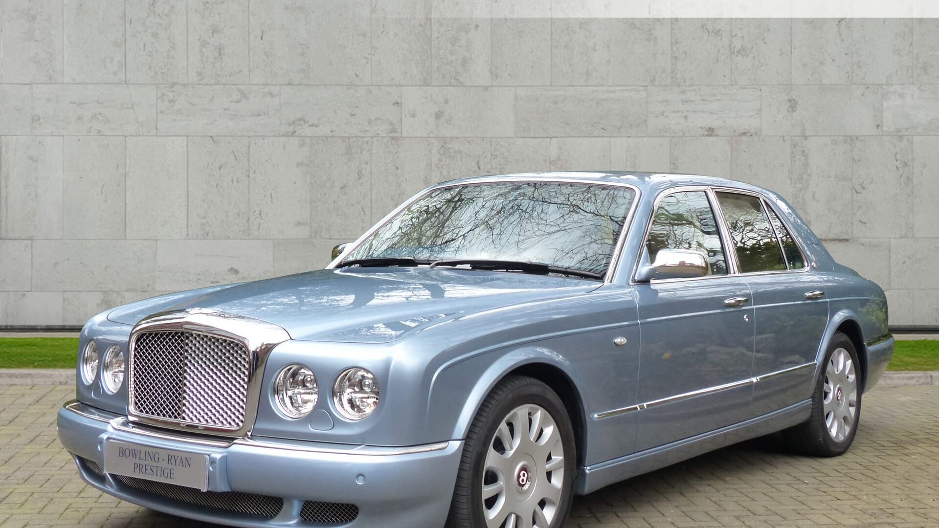 2005 BENTLEY ARNAGE R SALOON SOLD