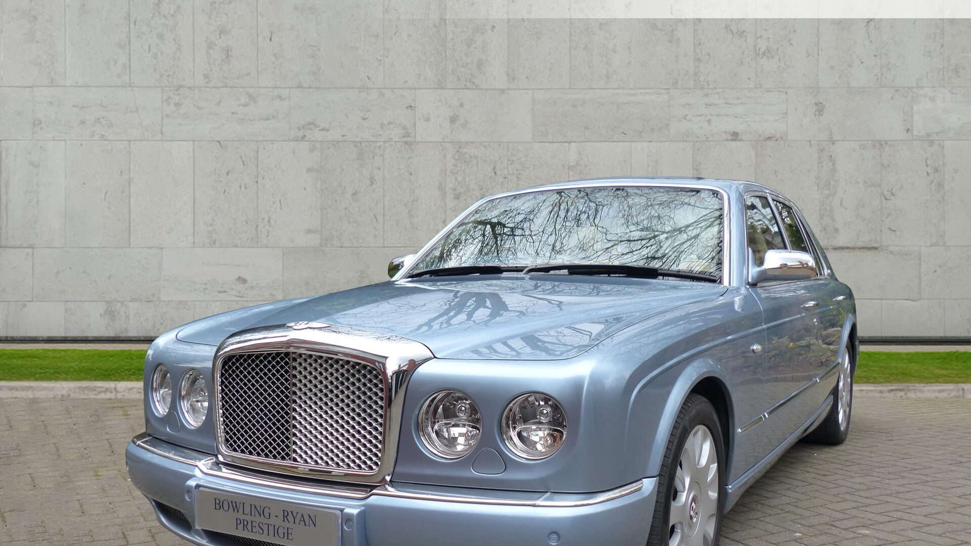2005 BENTLEY ARNAGE R SALOON SOLD