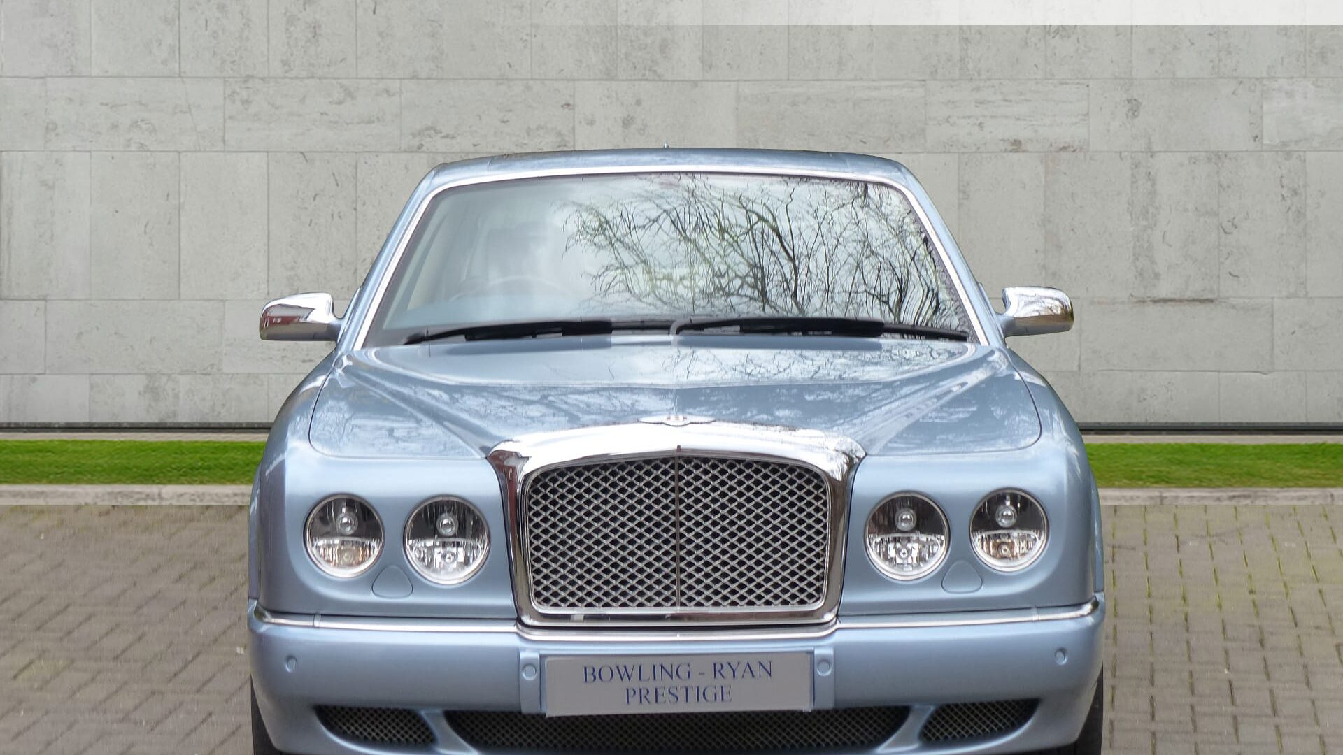 2005 BENTLEY ARNAGE R SALOON SOLD