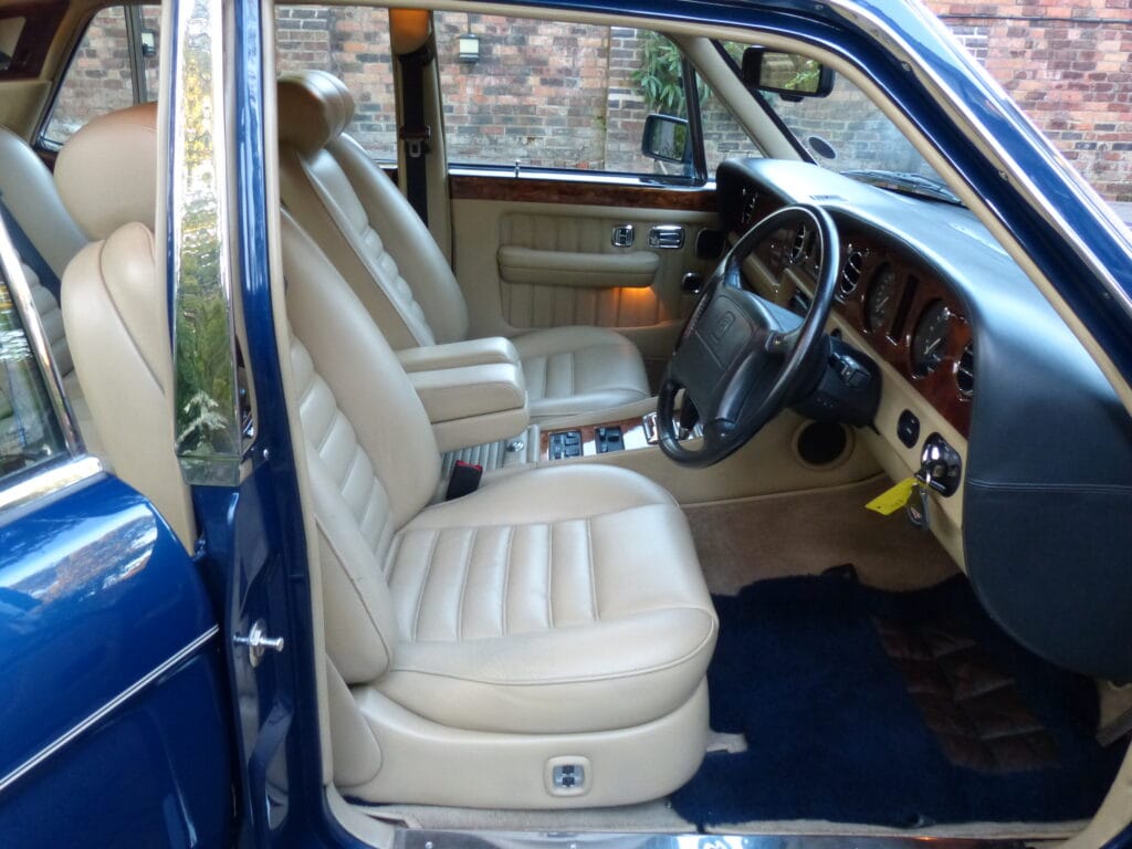 1994 BENTLEY TURBO R SALOON £22,950