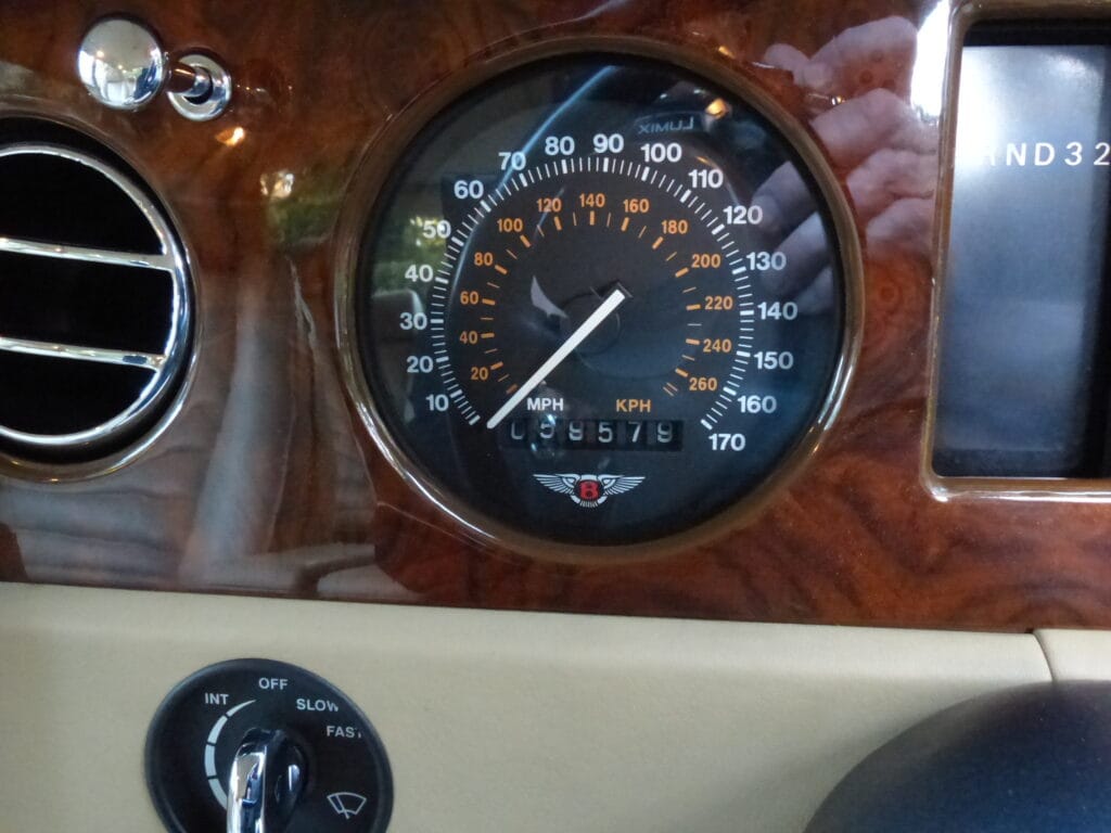 1994 BENTLEY TURBO R SALOON £22,950