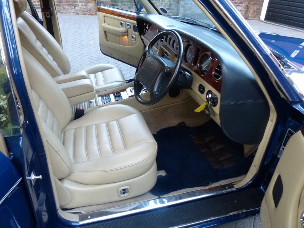 1994 BENTLEY TURBO R SALOON £22,950