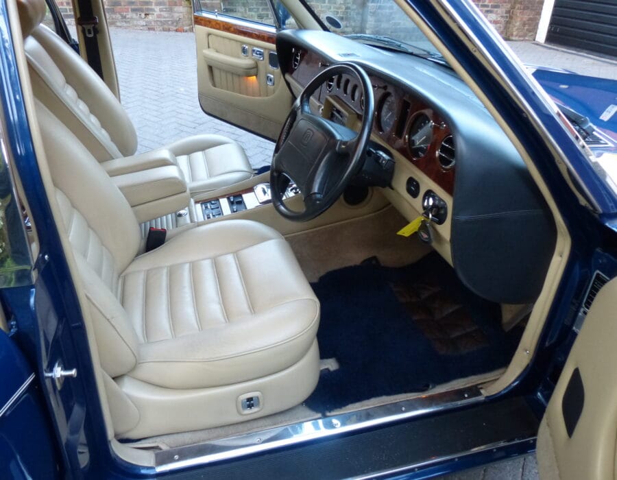 1994 BENTLEY TURBO R SALOON £22,950