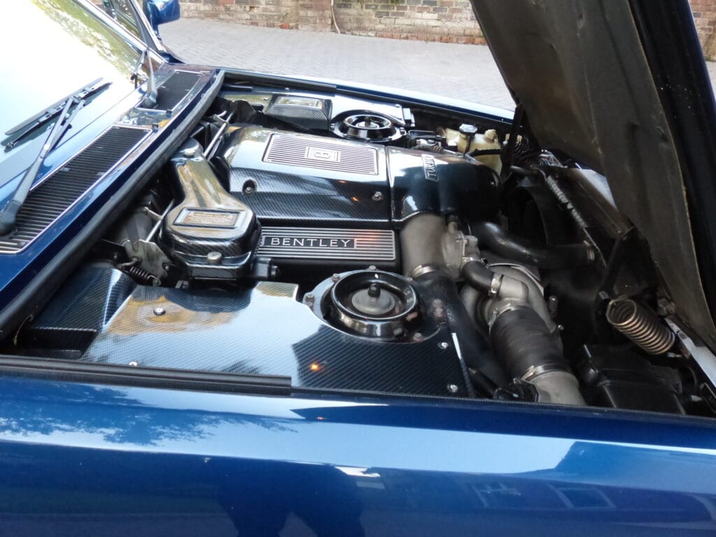 1994 BENTLEY TURBO R SALOON £22,950