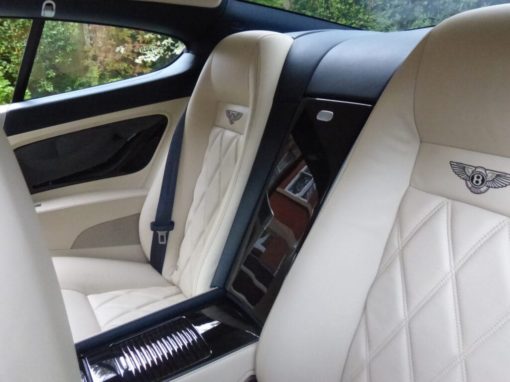 2010 BENTLEY CONTINENTAL GT COUPE 6.0 W12