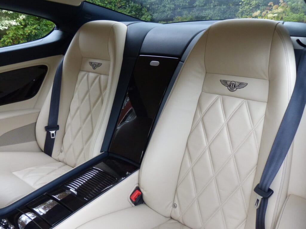 2010 BENTLEY CONTINENTAL GT COUPE 6.0 W12