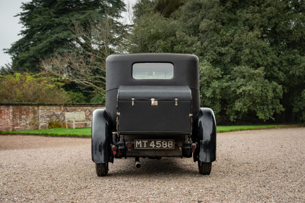 1929 Bentley 4 1/2 Litre Saloon by Vanden Plas