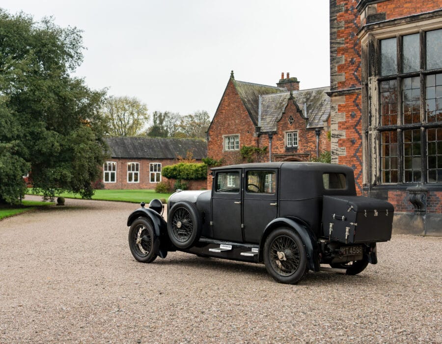 1929 Bentley 4 1/2 Litre Saloon by Vanden Plas