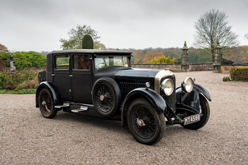 1929 Bentley 4 1/2 Litre Saloon by Vanden Plas