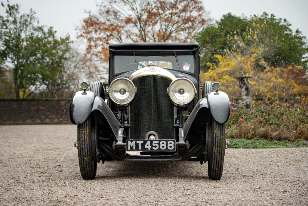 1929 Bentley 4 1/2 Litre Saloon by Vanden Plas