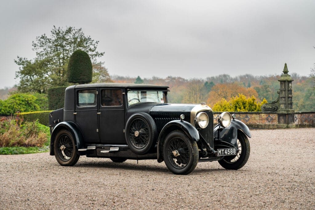 1929 Bentley 4 1/2 Litre Saloon by Vanden Plas