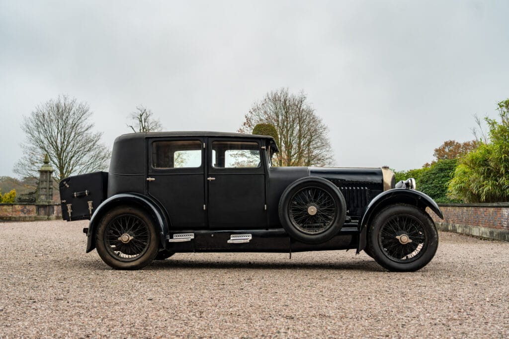1929 Bentley 4 1/2 Litre Saloon by Vanden Plas