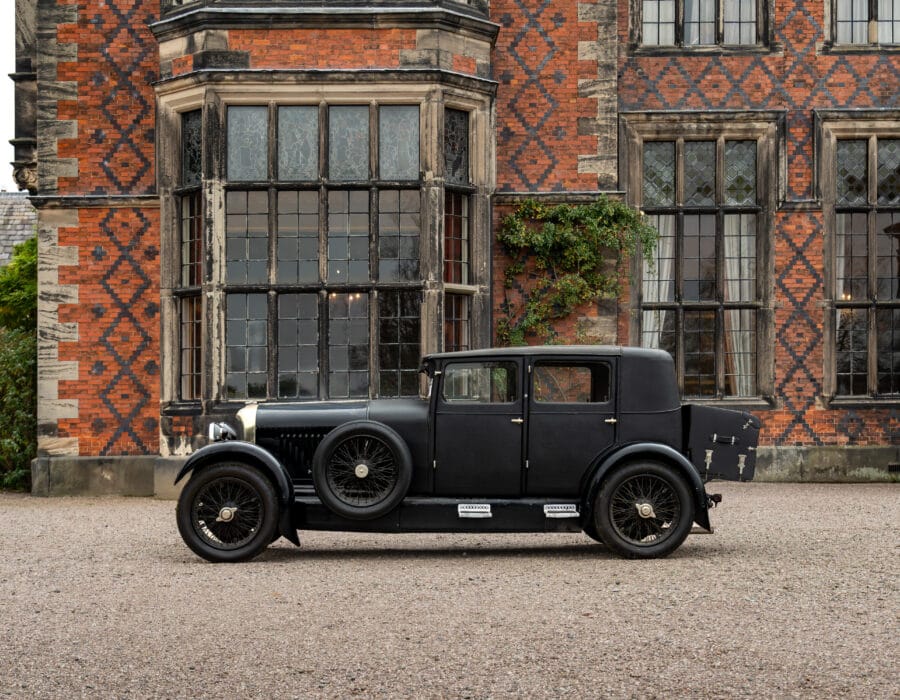 1929 Bentley 4 1/2 Litre Saloon by Vanden Plas