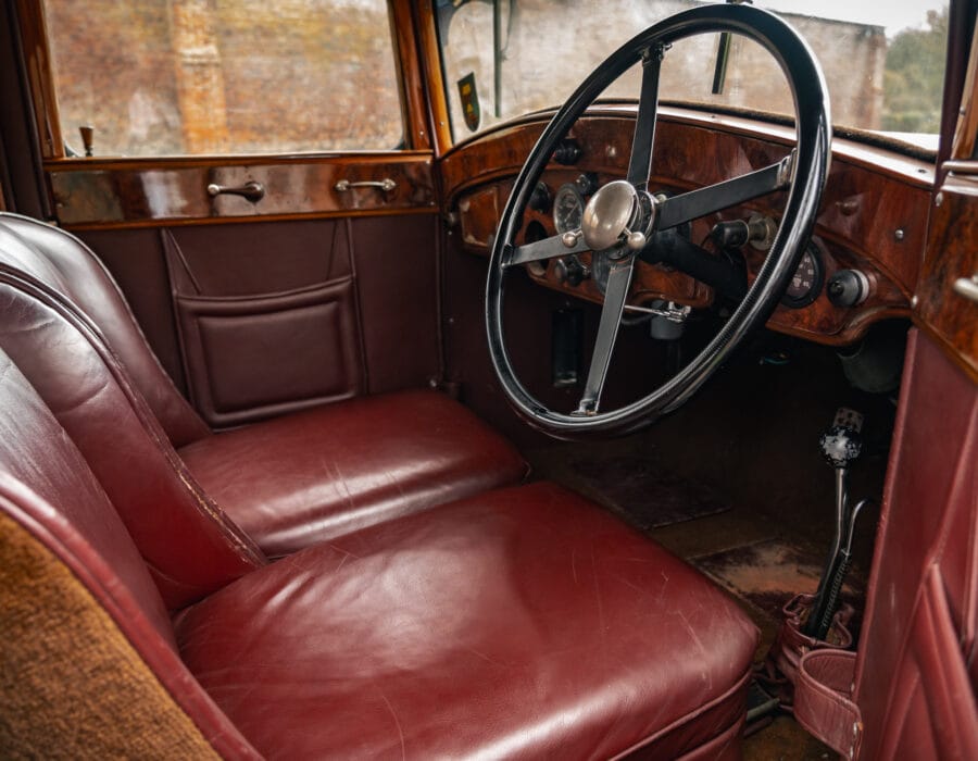 1929 Bentley 4 1/2 Litre Saloon by Vanden Plas