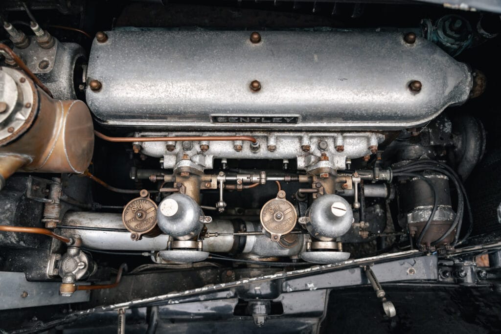 1929 Bentley 4 1/2 Litre Saloon by Vanden Plas