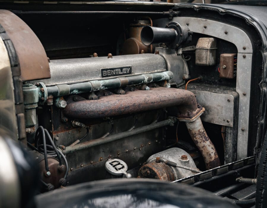 1929 Bentley 4 1/2 Litre Saloon by Vanden Plas