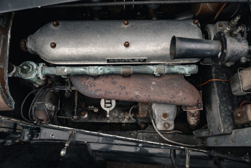 1929 Bentley 4 1/2 Litre Saloon by Vanden Plas