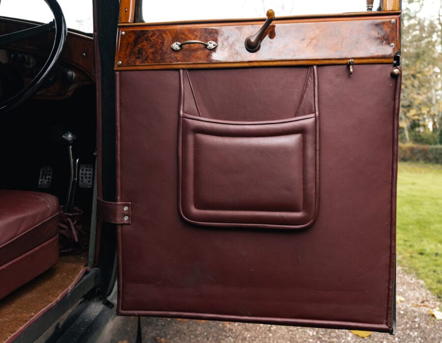 1929 Bentley 4 1/2 Litre Saloon by Vanden Plas