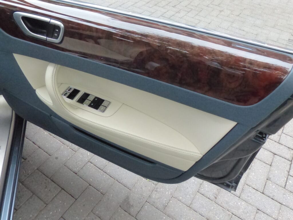 2012 MODEL BENTLEY FLYING SPUR 6.0 W12 SALOON SOLD