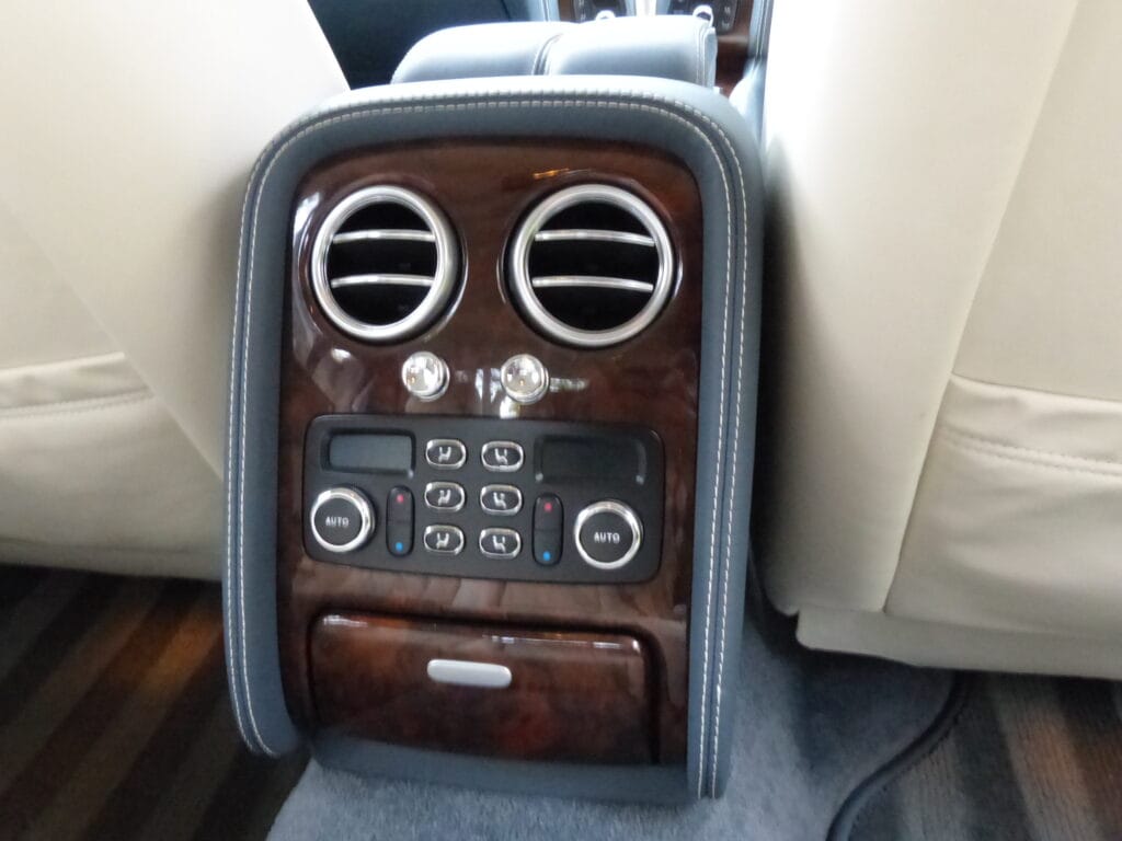 2012 MODEL BENTLEY FLYING SPUR 6.0 W12 SALOON SOLD