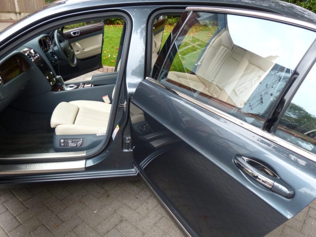 2012 MODEL BENTLEY FLYING SPUR 6.0 W12 SALOON SOLD