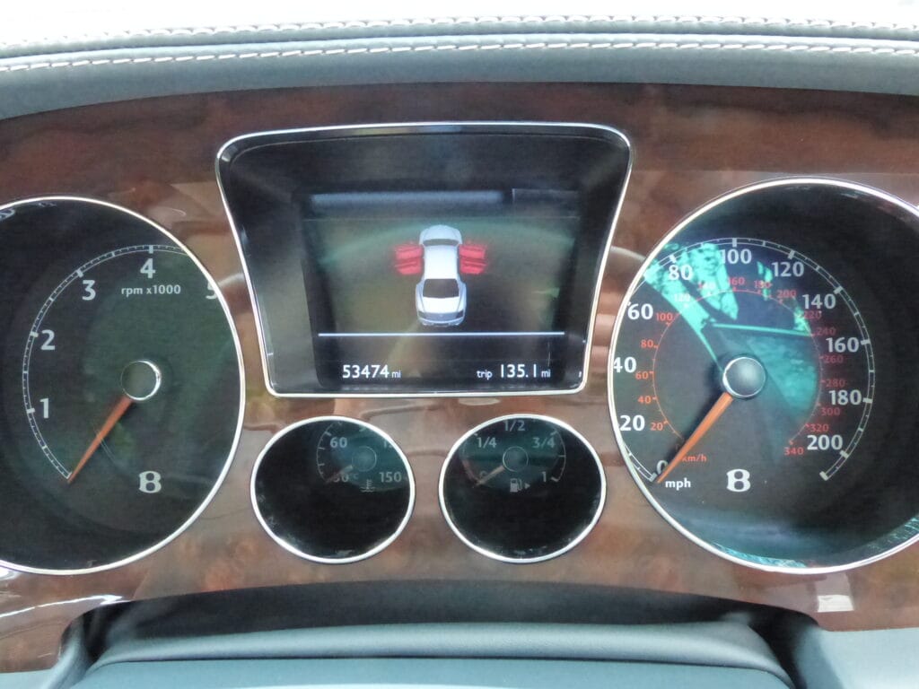 2012 MODEL BENTLEY FLYING SPUR 6.0 W12 SALOON SOLD