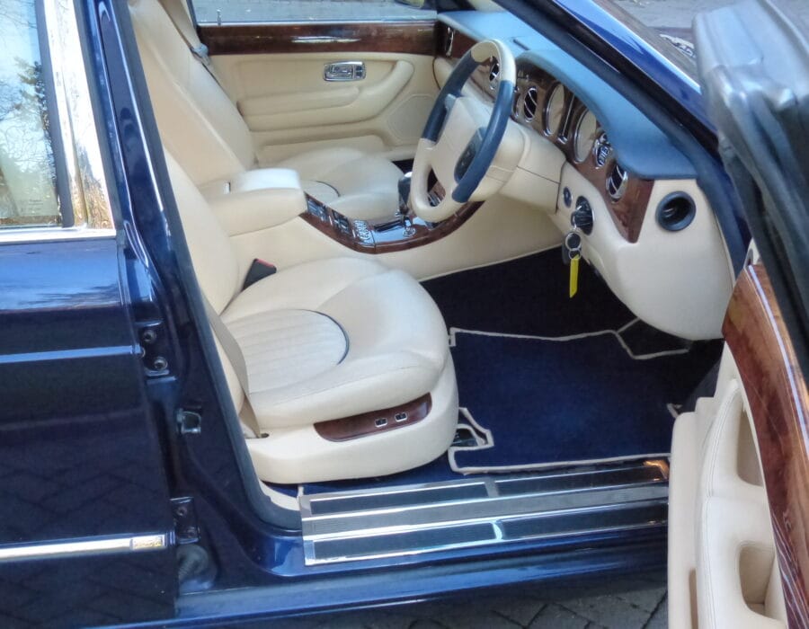 2000 BENTLEY ARNAGE RED LABEL 6.8 SALOON SOLD