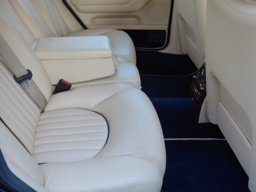 2000 BENTLEY ARNAGE RED LABEL 6.8 SALOON SOLD