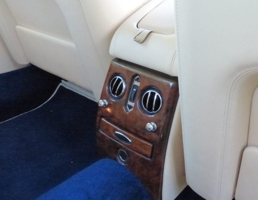 2000 BENTLEY ARNAGE RED LABEL 6.8 SALOON SOLD