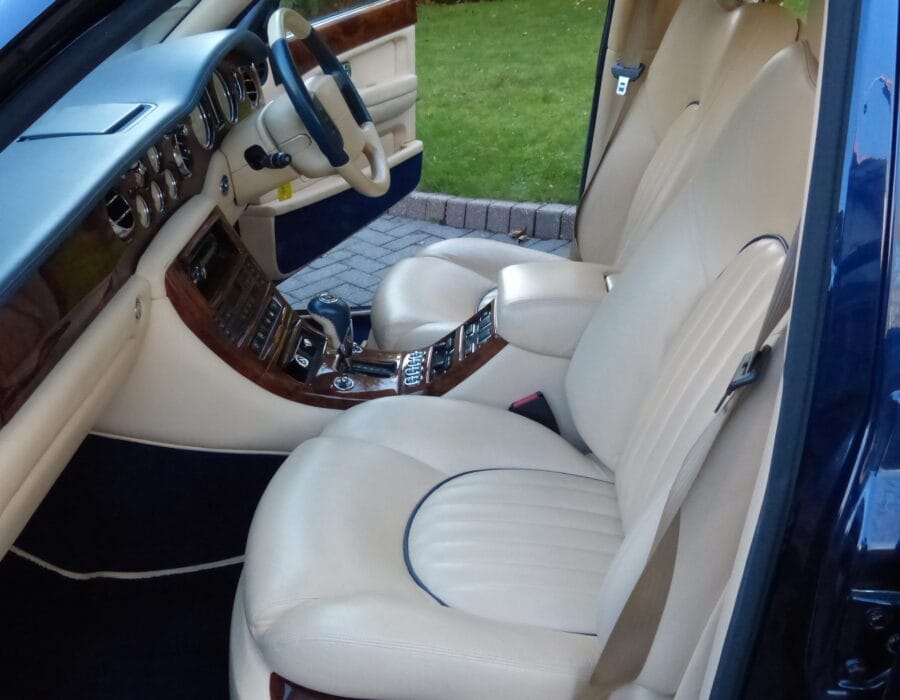 2000 BENTLEY ARNAGE RED LABEL 6.8 SALOON SOLD