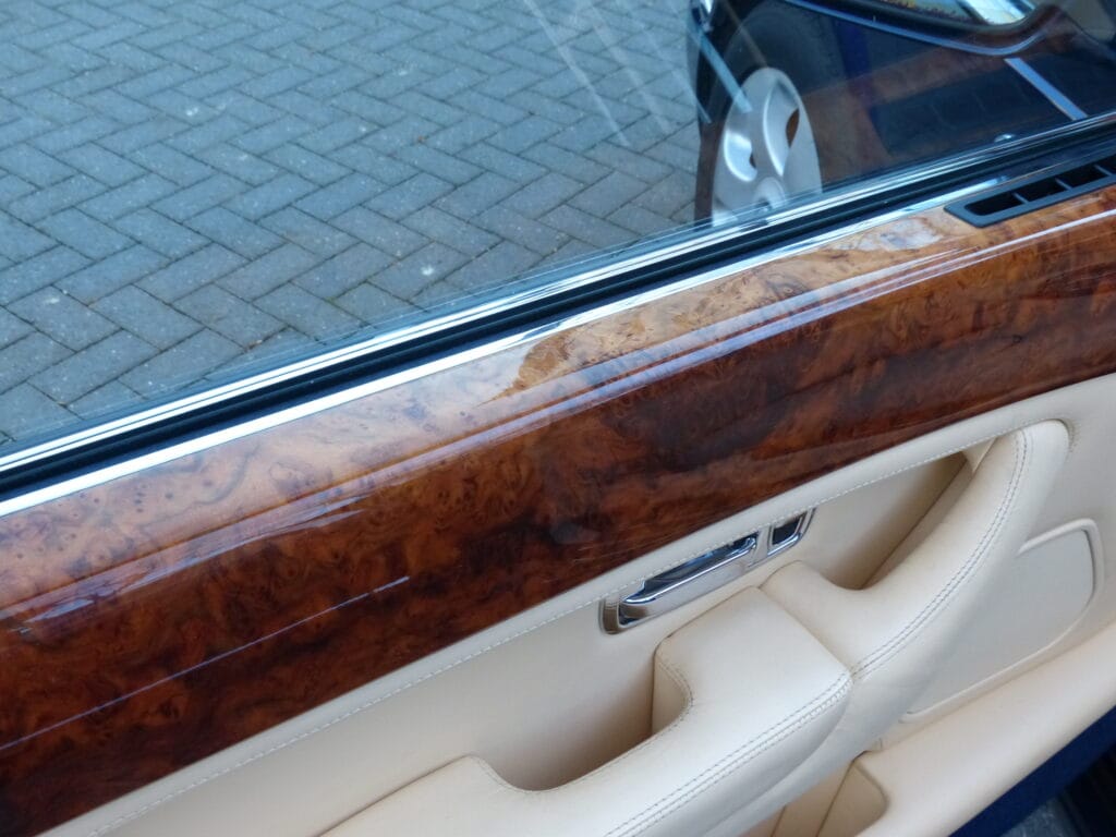 2000 BENTLEY ARNAGE RED LABEL 6.8 SALOON SOLD