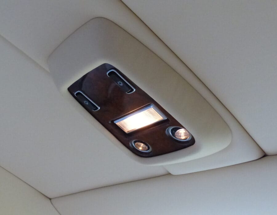 2000 BENTLEY ARNAGE RED LABEL 6.8 SALOON SOLD